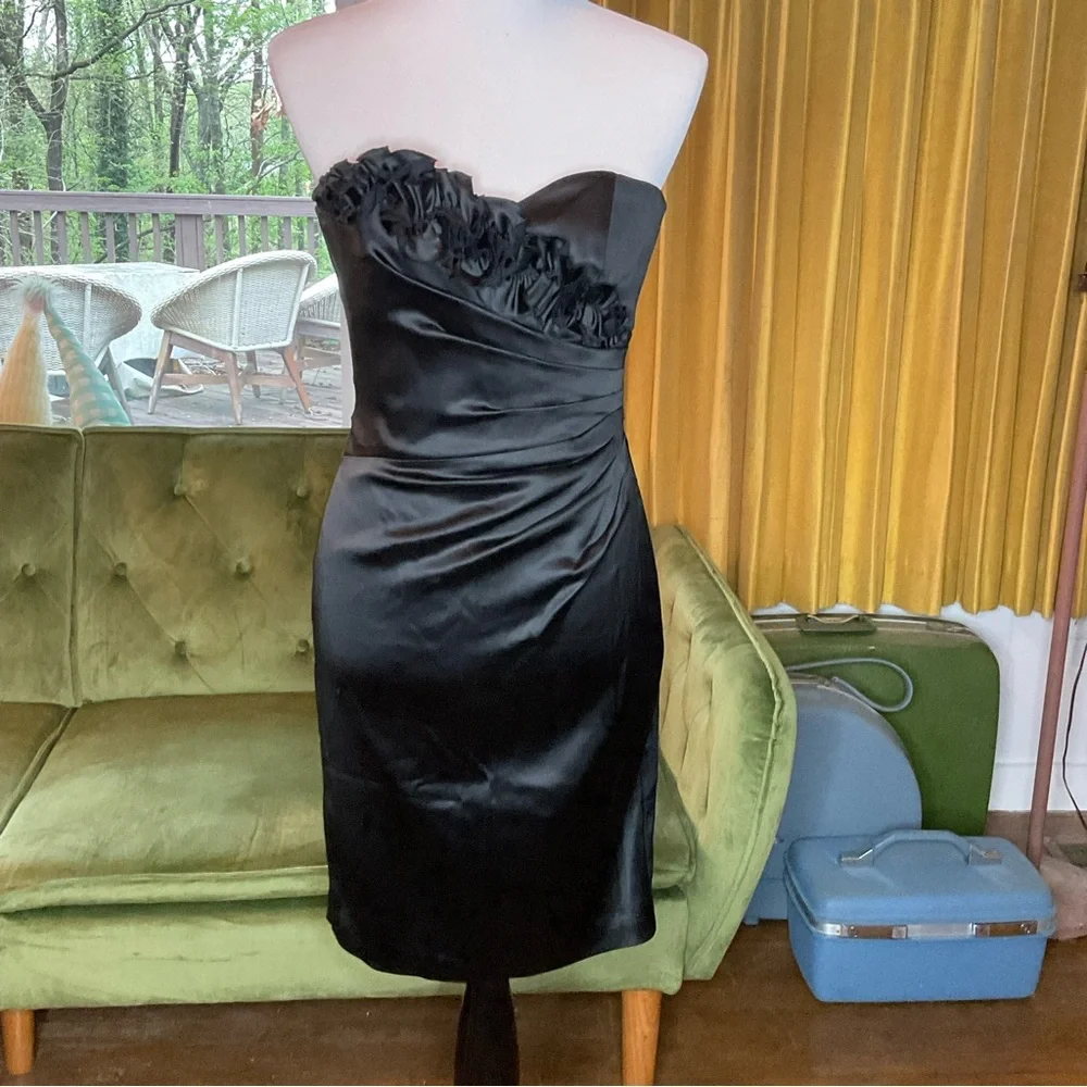 White House Black Market Formal Dress Sz 2 White House Black Market Formal Dress Sz 2